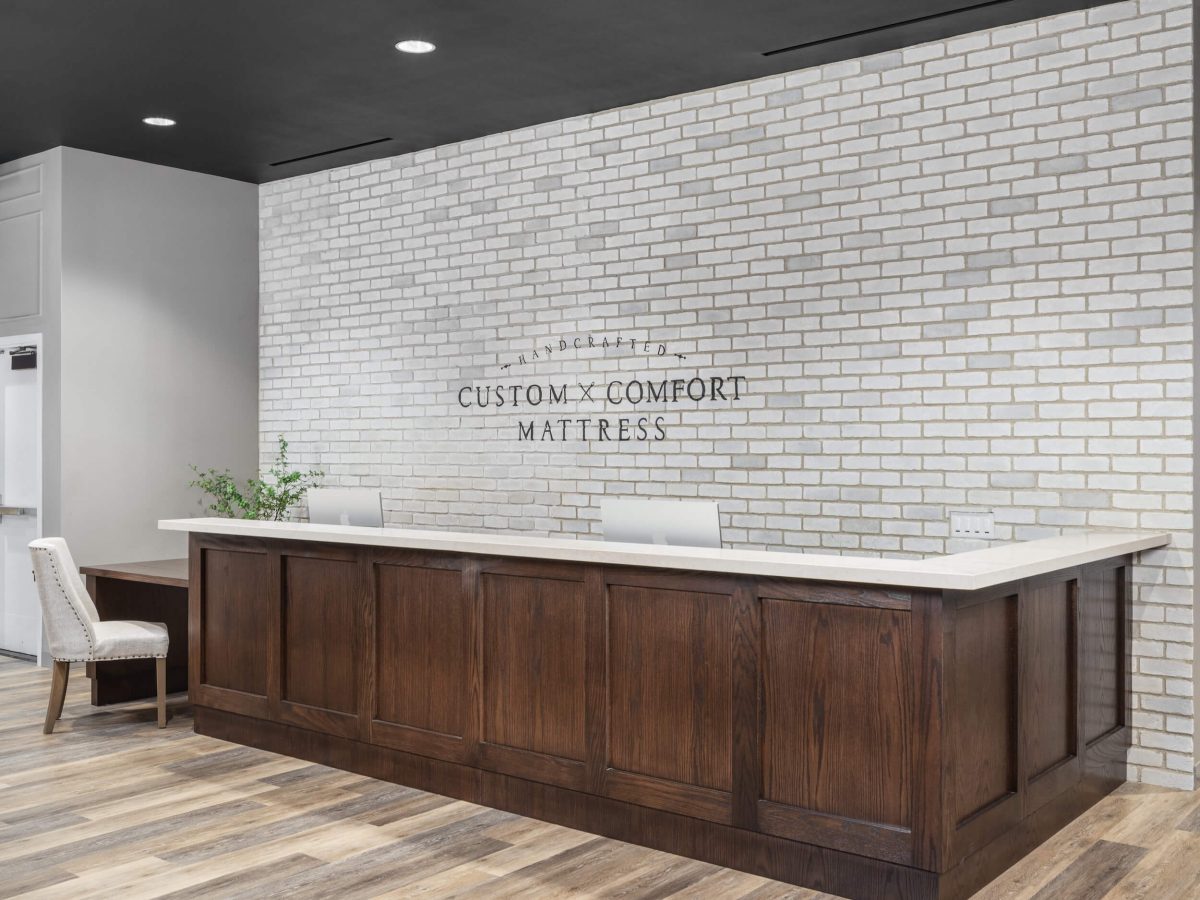 03. Custom Comfort - West Broadway (5)