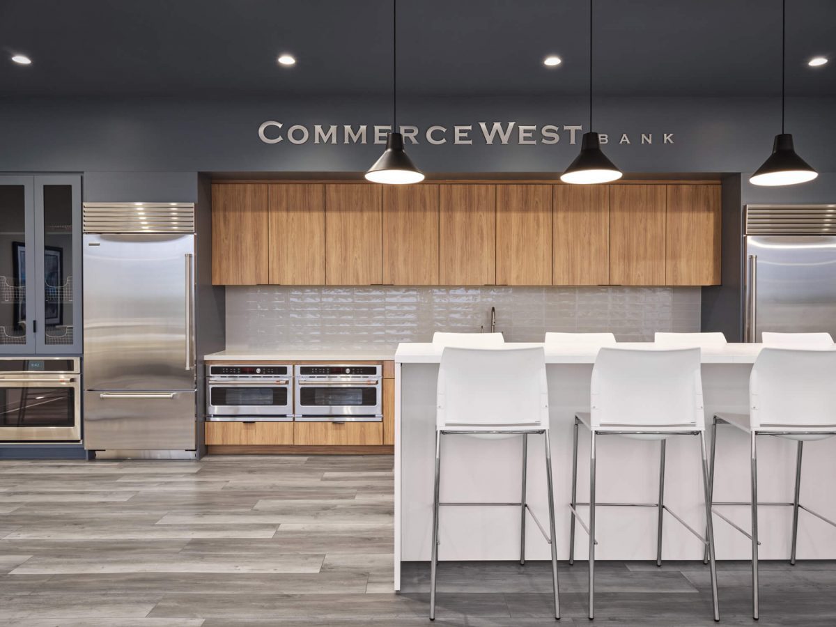 05. CommerceWest Bank - West Broadway (4)