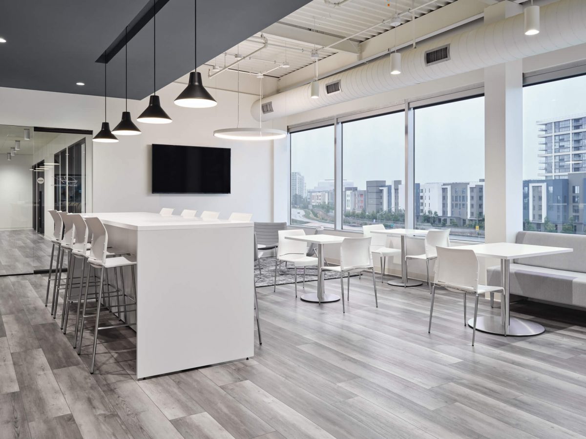 06. CommerceWest Bank - West Broadway (6)